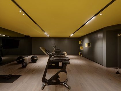 Israelevitz Architects Design a Stylish and Dramatic Contemporary Home in Israel (12)
