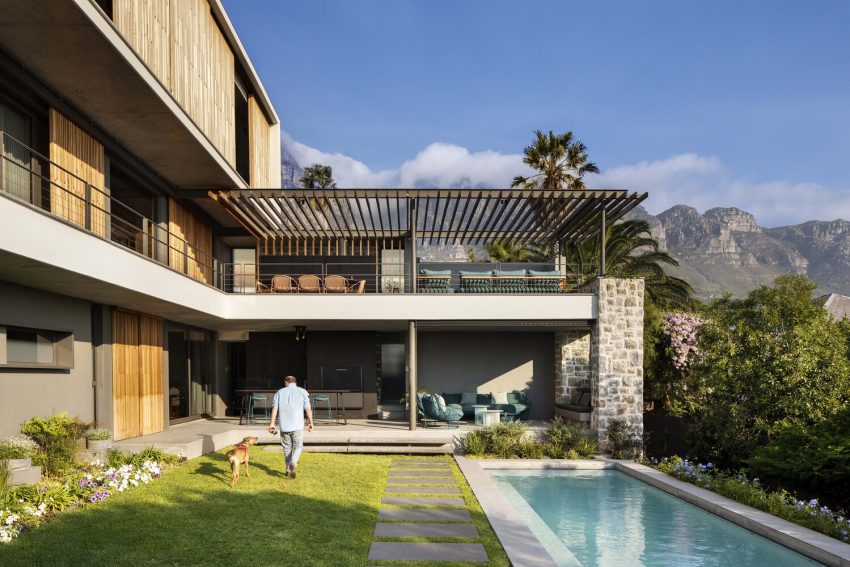 Malan Vorster Architecture Interior Design Unveils a Stunning Contemporary Home in Cape Town, South Africa (2)