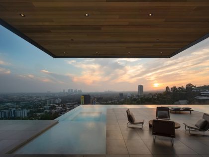 Olson Kundig Designs a Stunning High-Tech Modern Home in West Hollywood, California (13)