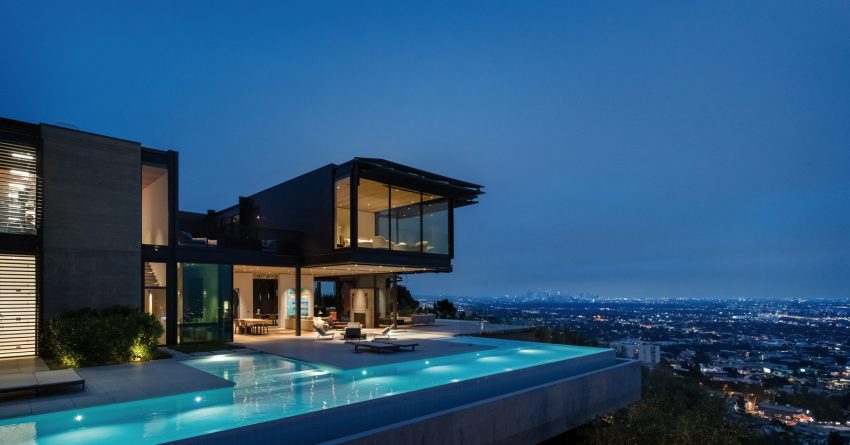 Olson Kundig Designs a Stunning High-Tech Modern Home in West Hollywood, California (26)
