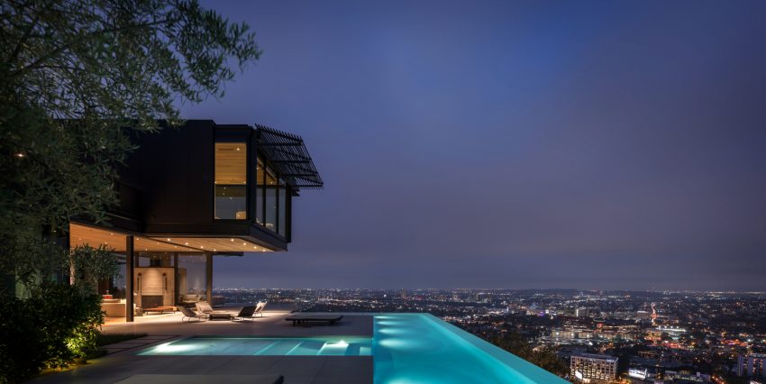 Olson Kundig Designs a Stunning High-Tech Modern Home in West Hollywood, California (28)