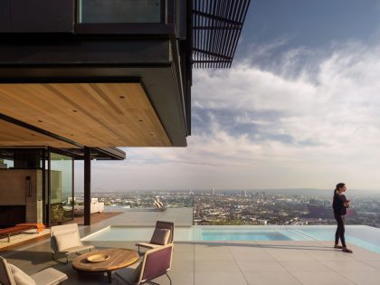 Olson Kundig Designs a Stunning High-Tech Modern Home in West Hollywood, California (8)
