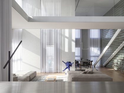 Tal Goldsmith Fish Design Studio Unveils a Modern and Bright Duplex Apartment in Tel Aviv, Israel
