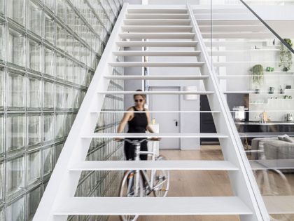Tal Goldsmith Fish Design Studio Unveils a Modern and Bright Duplex Apartment in Tel Aviv, Israel (15)