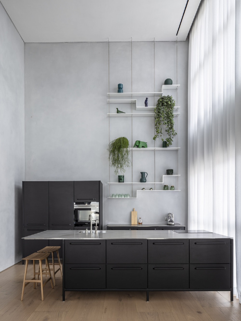 Tal Goldsmith Fish Design Studio Unveils a Modern and Bright Duplex Apartment in Tel Aviv, Israel (17)