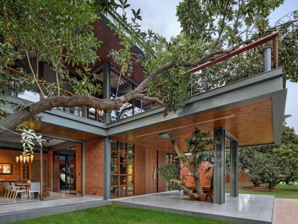 A Beautiful House with Mix of Wood, Metal and Brick, with Earthy Tones in Bharuch, India by Dipen Gada and Associates (27)