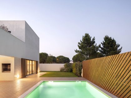 A Bright and Elegant Geometric House for Two Families in Comporta, Portugal by Estúdio AMATAM (19)