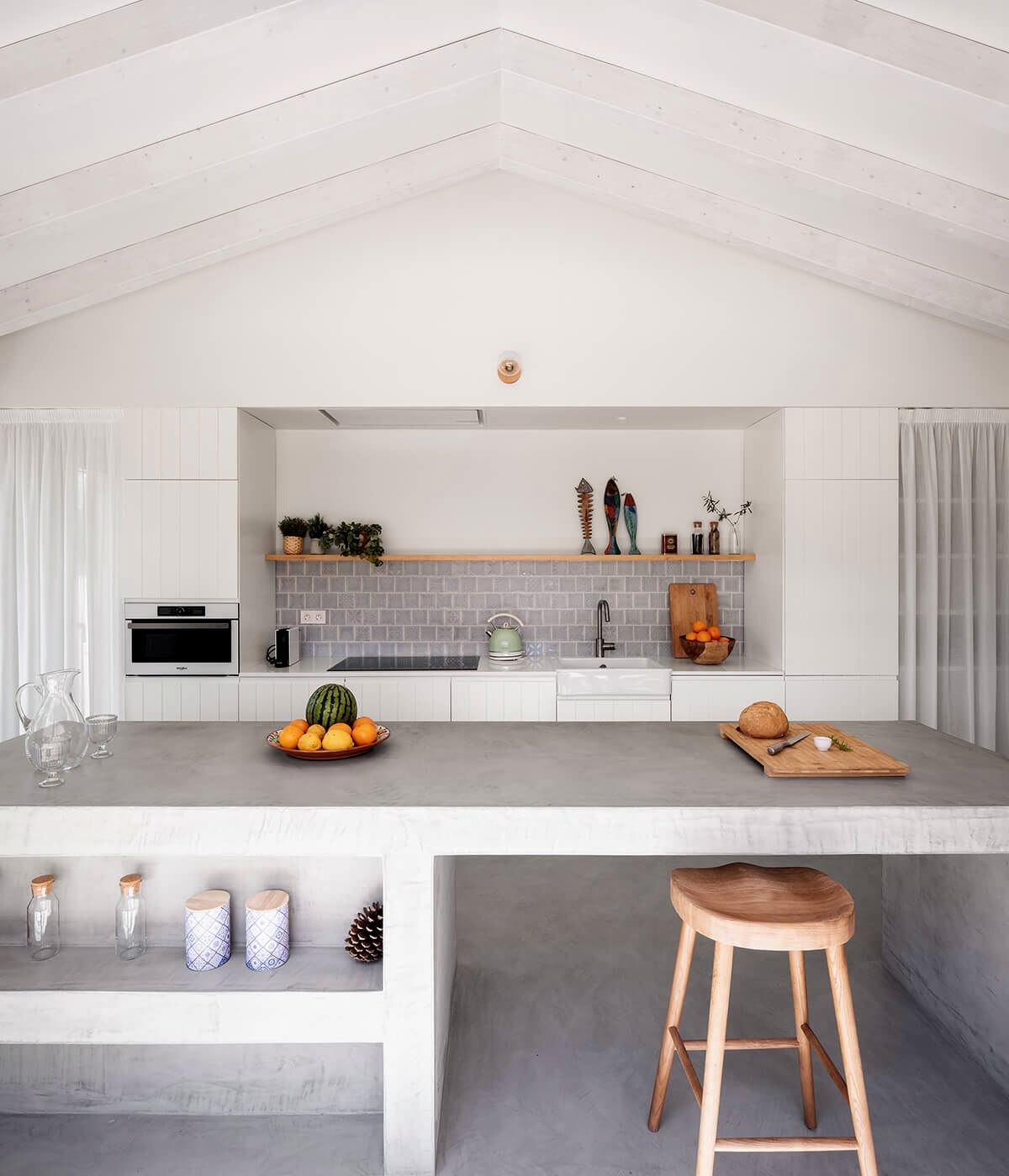 A Bright and Elegant Geometric House for Two Families in Comporta, Portugal by Estúdio AMATAM (9)