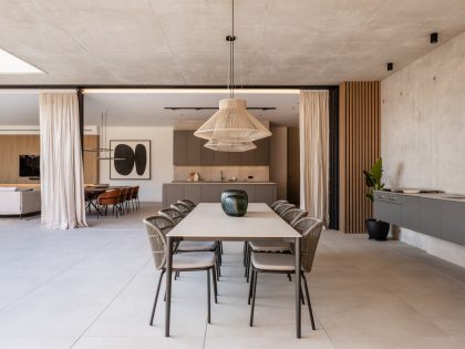 A Concrete Home with Beautiful View of Pool and Garden in Santa Ponsa, Mallorca by Jaime Salvá (28)