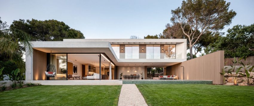 A Concrete Home with Beautiful View of Pool and Garden in Santa Ponsa, Mallorca by Jaime Salvá (39)