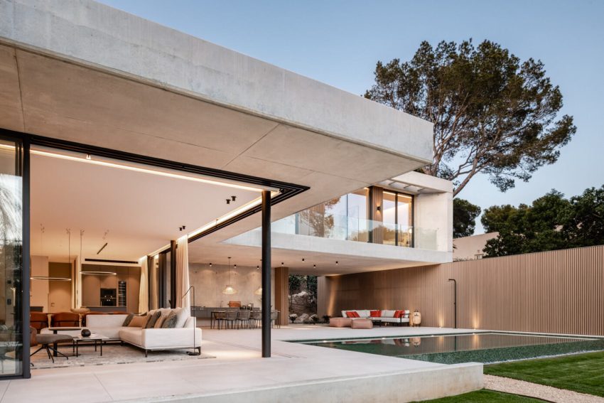 A Concrete Home with Beautiful View of Pool and Garden in Santa Ponsa, Mallorca by Jaime Salvá (40)