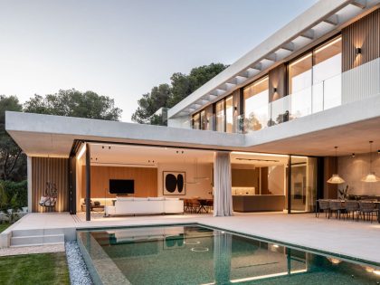 A Concrete Home with Beautiful View of Pool and Garden in Santa Ponsa, Mallorca by Jaime Salvá (42)