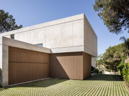 A Concrete Home with Beautiful View of Pool and Garden in Santa Ponsa, Mallorca by Jaime Salvá (46)