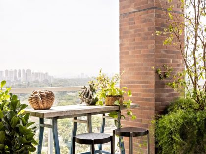 A Contemporary Apartment with Industrial Features and Relaxing Ambience in São Paulo, Brazil by Memola Estudio (19)