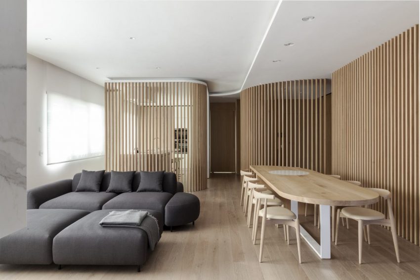 A Contemporary Apartment with a Variety of Wood Partition Walls in Rome, Italy by Filippo Bombace (1)