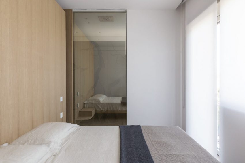 A Contemporary Apartment with a Variety of Wood Partition Walls in Rome, Italy by Filippo Bombace (14)