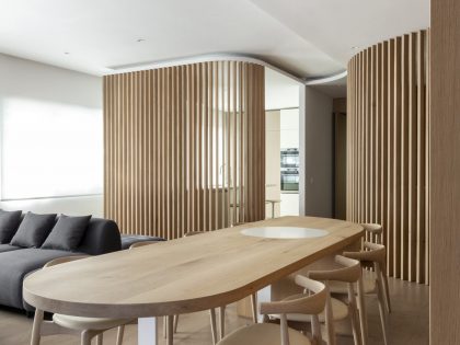 A Contemporary Apartment with a Variety of Wood Partition Walls in Rome, Italy by Filippo Bombace (4)