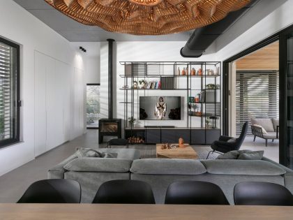 A Contemporary House Full of Charm in Givat Nili, Israel by Itzik Niv (6)