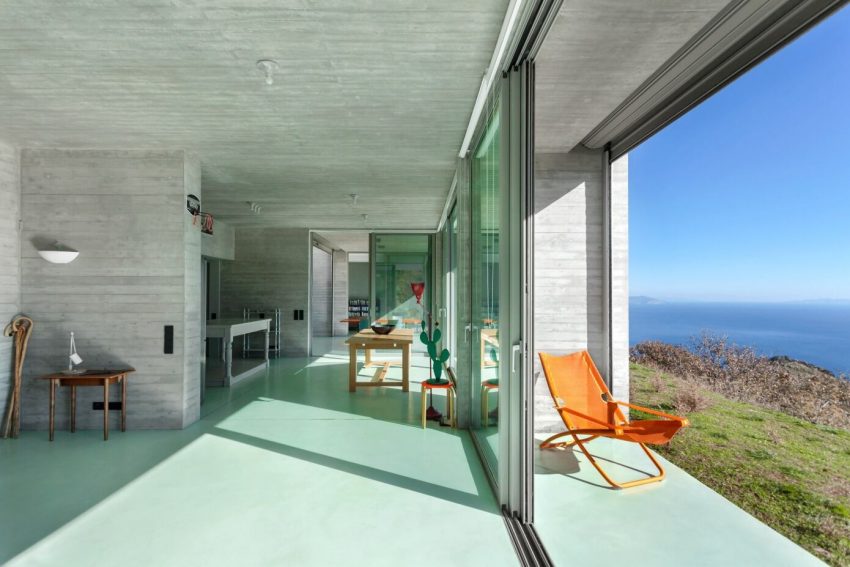 A Minimalist Summer House Made of Concrete in Kea Kithnos, Greece by En-route-architecture- (5)