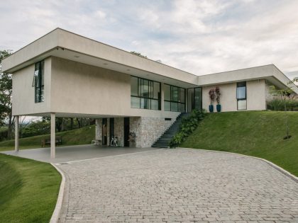 A Modern House Exudes Elegance with Stylish Contemporary Interiors in Betim, Brazil by Liga Arquitetura e Urbanismo (18)