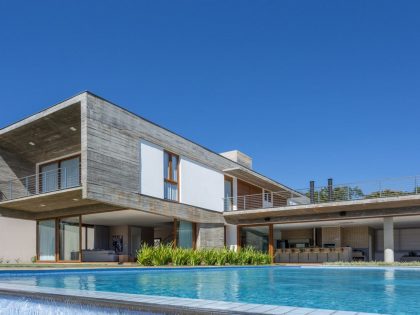A Modern House with a Palette of Wood, Concrete, Stone and Steel in Maringá, Brazil by Grupo Pr (1)