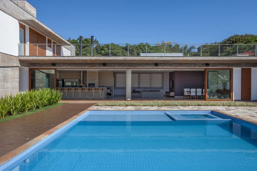 A Modern House with a Palette of Wood, Concrete, Stone and Steel in Maringá, Brazil by Grupo Pr (2)