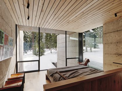 A Mountain Home Features Poured-in-Place Concrete with an Imposing Steel Tower in Truckee, California by Olson Kundig (15)