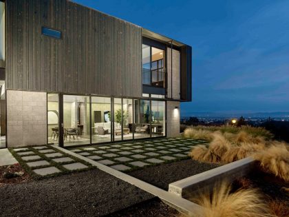 A Sleek Contemporary Home with a Homey, Warm Feel in Oakland, California by Parco Studio (14)