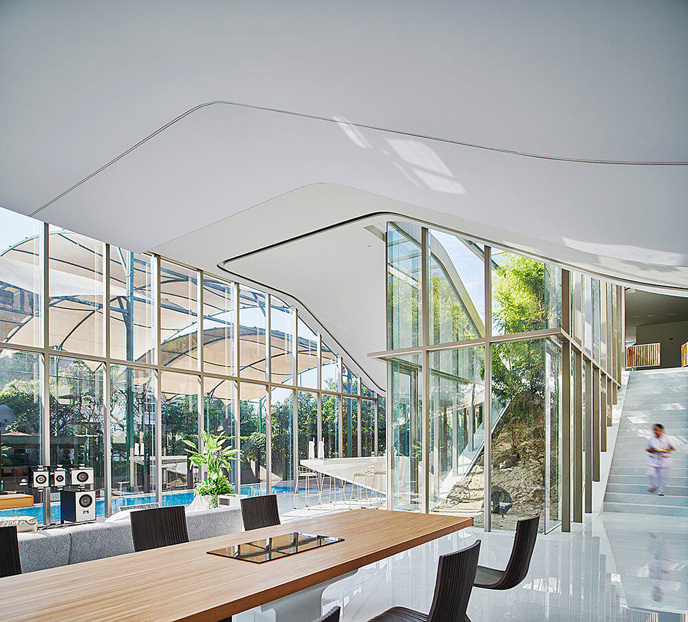 A Sleek and Futuristic Modern Home with Feng Shui Elements in Bandung, Indonesia by RDMA (6)