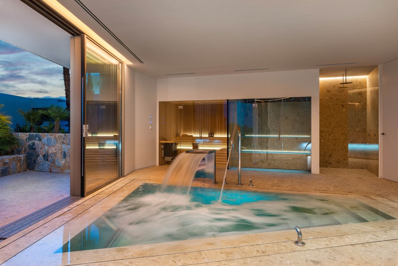 A Striking Contemporary Home with a Fish Tank Swimming Pool in Alicante, Spain by Monica Armani (5)