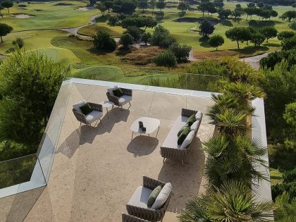 A Striking Contemporary Home with a Fish Tank Swimming Pool in Alicante, Spain by Monica Armani (6)