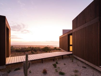 A Stunning Concrete Beach House Takes Cues from the Rocky Landscape of Aguadulce, Chile by Juan Pablo Ureta Arquitectos (16)