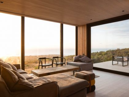 A Stunning Concrete Beach House Takes Cues from the Rocky Landscape of Aguadulce, Chile by Juan Pablo Ureta Arquitectos (3)