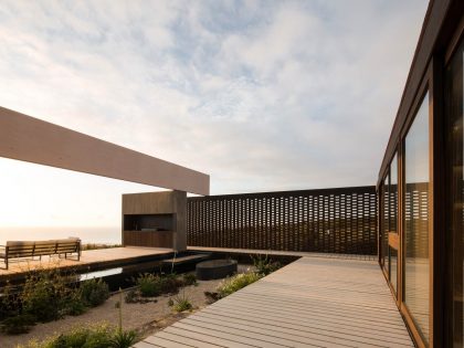 A Stunning Concrete Beach House Takes Cues from the Rocky Landscape of Aguadulce, Chile by Juan Pablo Ureta Arquitectos (7)