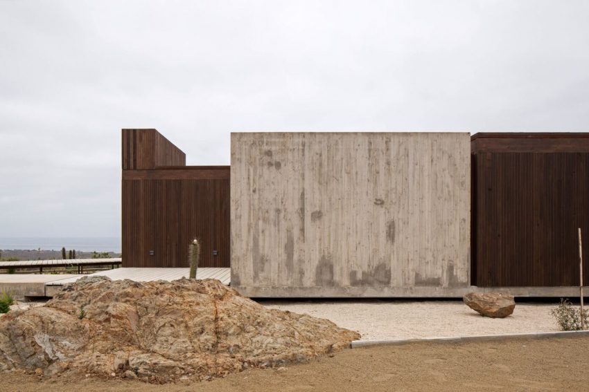 A Stunning Concrete Beach House Takes Cues from the Rocky Landscape of Aguadulce, Chile by Juan Pablo Ureta Arquitectos (8)