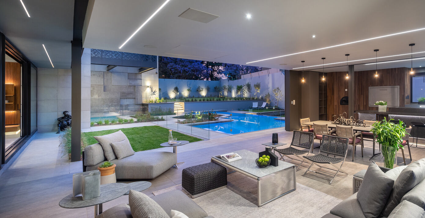 A Stunning Contemporary House with Breathtaking Living Room Views in Sandton, South Africa by Nico van der Meulen Architects (11)