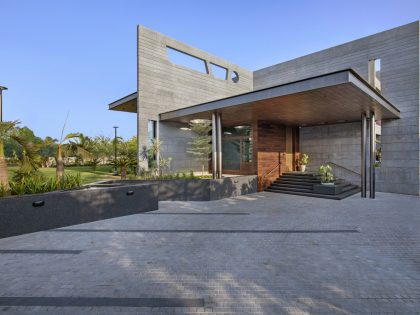 A Stunning House of Folded Concrete and Wooden Louvers in Vadodara, India by Dipen Gada and Associates (1)