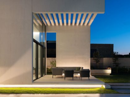 A Stylish Contemporary Home with Luxury Interiors in Valencia, Spain by Rubén Muedra Estudio de Arquitectura (13)