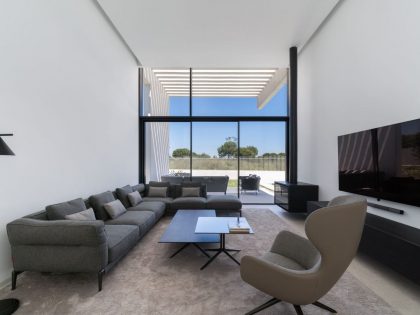 A Stylish Contemporary Home with Luxury Interiors in Valencia, Spain by Rubén Muedra Estudio de Arquitectura (2)