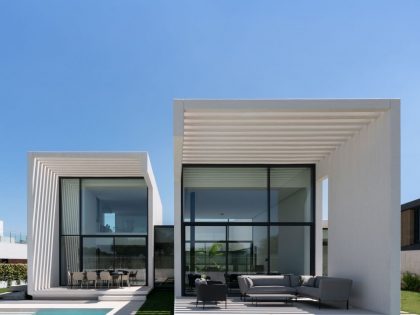 A Stylish Contemporary Home with Luxury Interiors in Valencia, Spain by Rubén Muedra Estudio de Arquitectura (7)