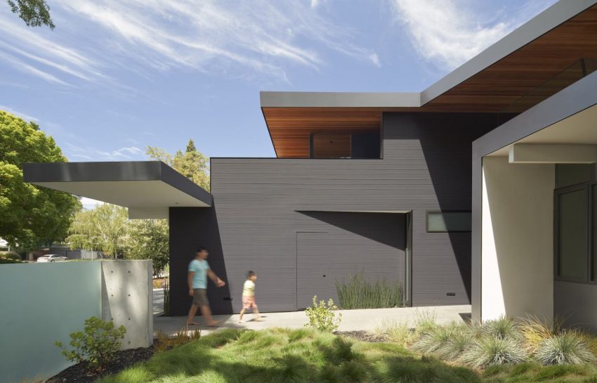 An Elegant Contemporary Home for a Young Deaf Family in Palo Alto, California by Terry & Terry Architecture (9)