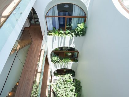 An Elegant Contemporary Home in a Narrow Lot in Da Nang, Vietnam by 85 Design (18)