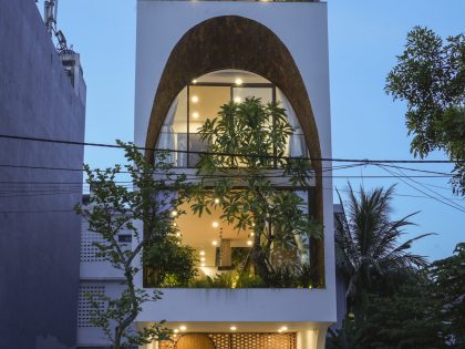 An Elegant Contemporary Home in a Narrow Lot in Da Nang, Vietnam by 85 Design (35)