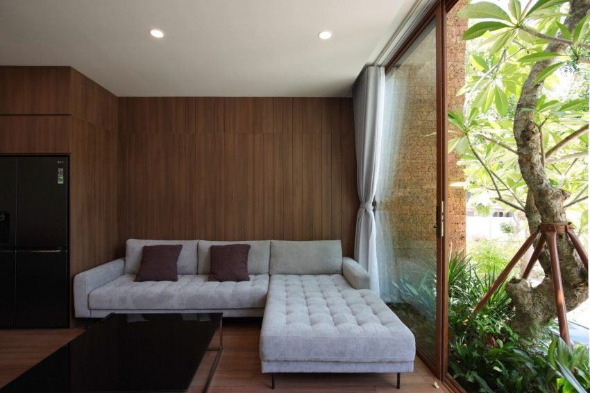 An Elegant Contemporary Home in a Narrow Lot in Da Nang, Vietnam by 85 Design (5)