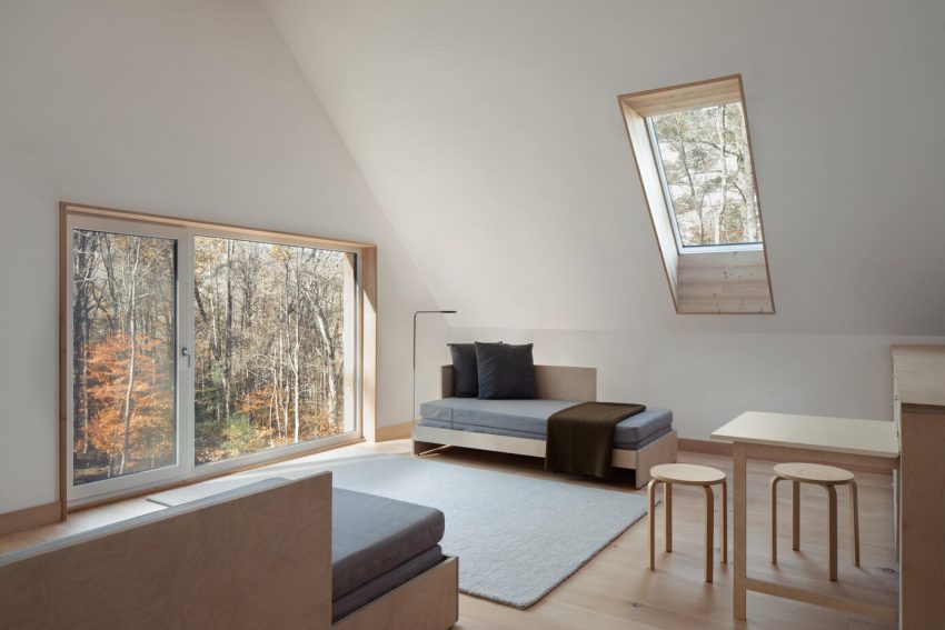 An Elegant Modern Vacation Home in the Catskill Mountains, New York by VIPP (9)