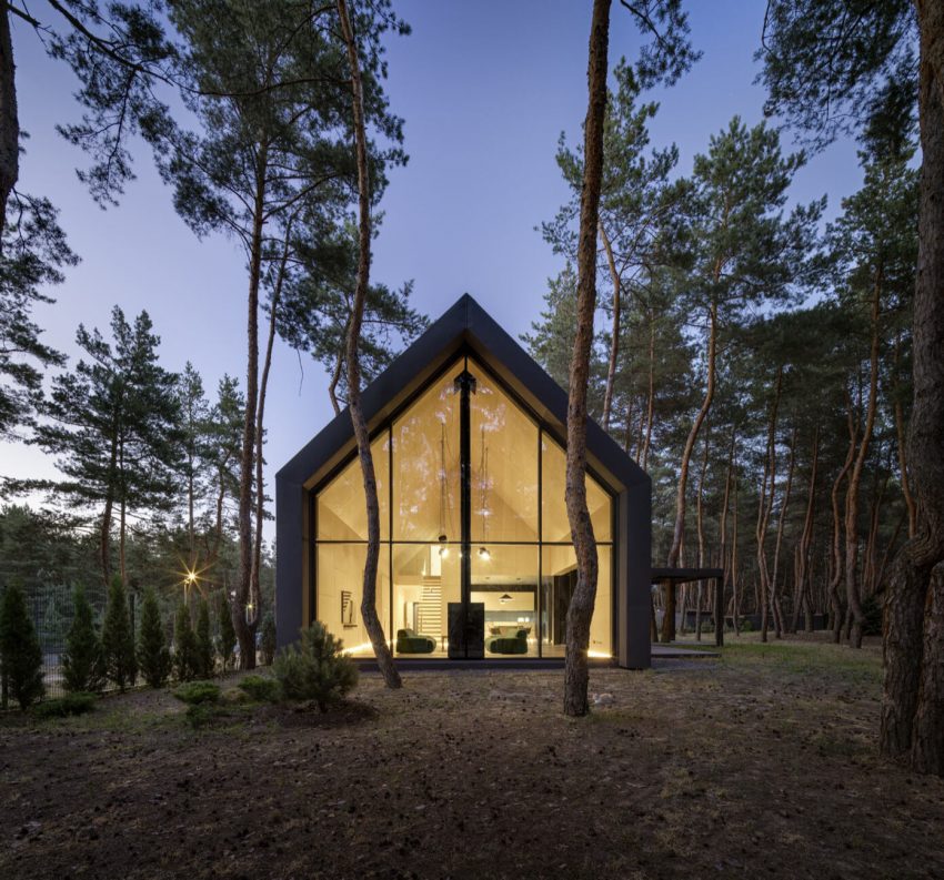 ArchObraz Designs an Elegant Contemporary Home Among the Pines in Dnipro, Ukraine (21)