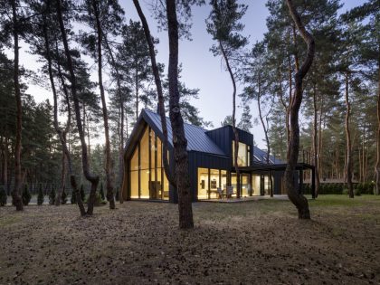 ArchObraz Designs an Elegant Contemporary Home Among the Pines in Dnipro, Ukraine (22)