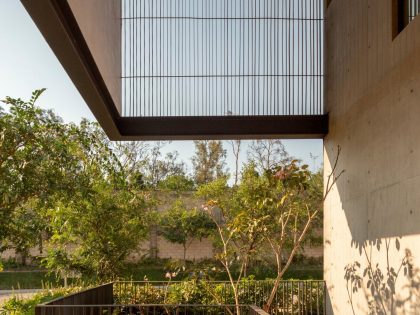 Arqueodigma Estudio Designs a Beautiful and Elegant Contemporary House in Guadalajara, Mexico (11)