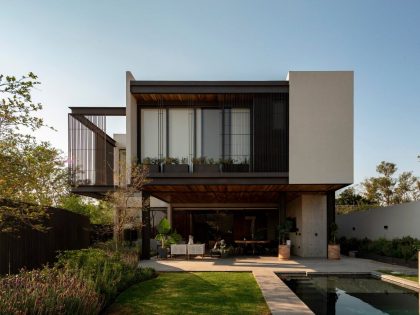 Arqueodigma Estudio Designs a Beautiful and Elegant Contemporary House in Guadalajara, Mexico (16)