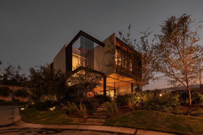 Arqueodigma Estudio Designs a Beautiful and Elegant Contemporary House in Guadalajara, Mexico (18)